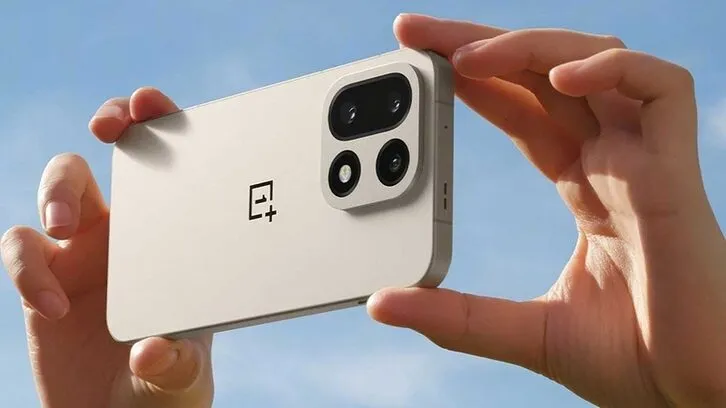Trong khi đối thủ dùng camera 200MP, OnePlus 16 vẫn trung thành với cảm biến chính 50MP.